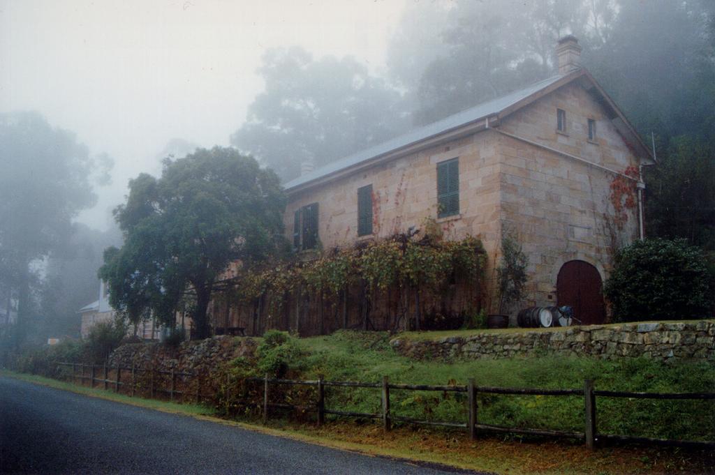 Tizzana Winery Bed And Breakfast Sackville Reach Dış mekan fotoğraf