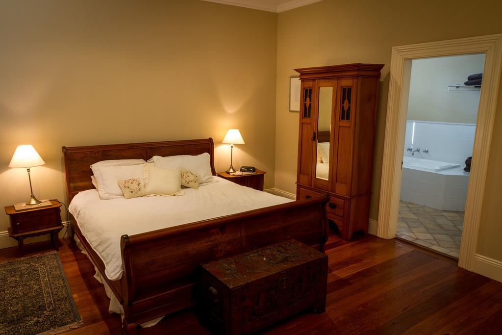 Tizzana Winery Bed And Breakfast Sackville Reach Oda fotoğraf